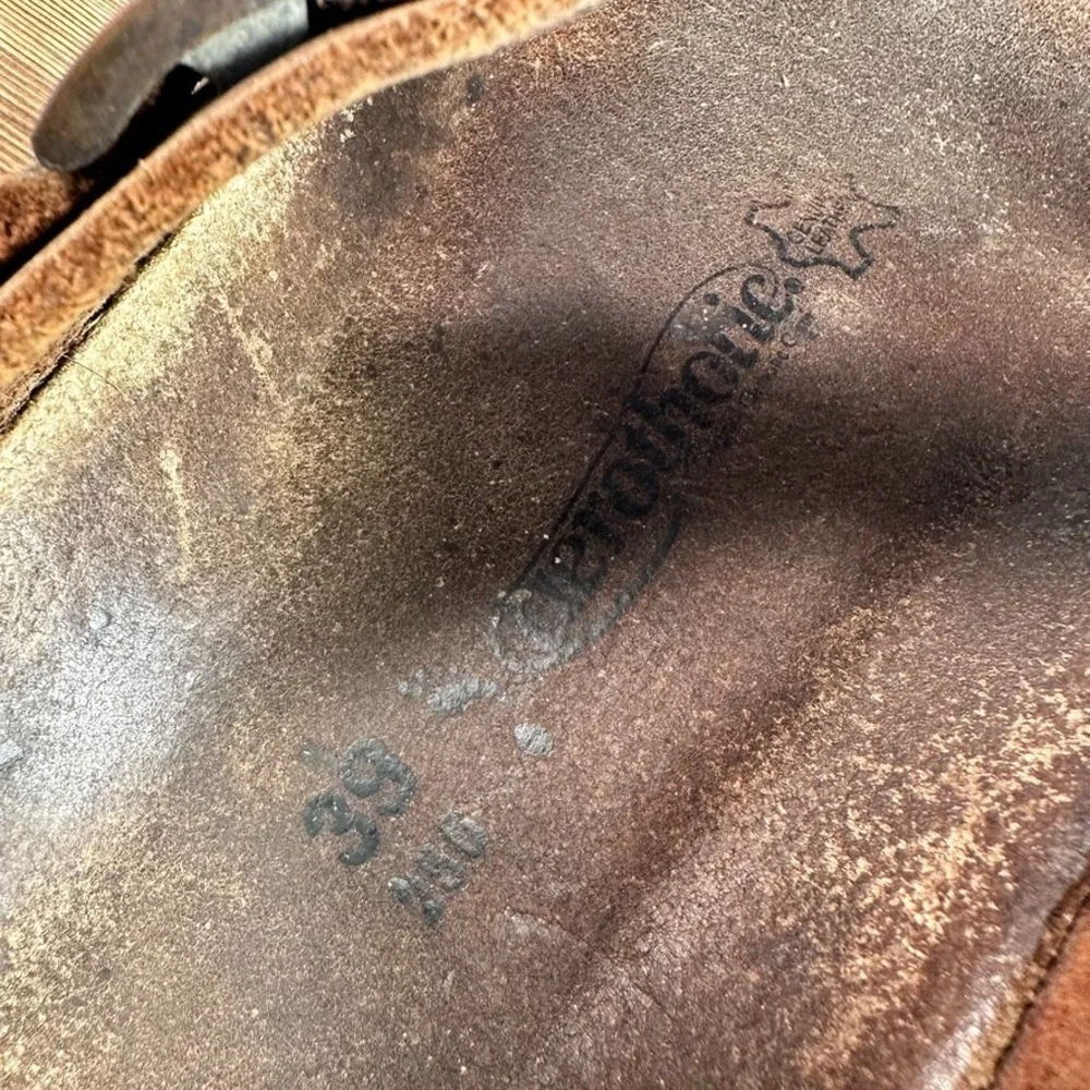 Aerothotic leather cork